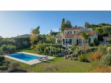 valbonne : villa provençale vue panoramique dans domaine privé avec tennis