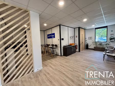 vente locaux professionnels 0 pièces 730 m² à voiron (38500)  1 000 000 €