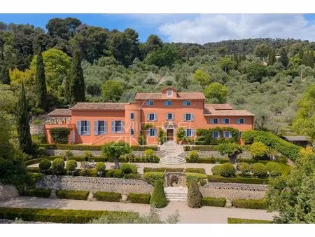 majestueuse bastide provençale