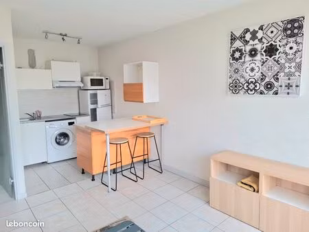 studio meublé