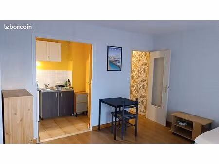location à l'année  t1 meublé  29 m2