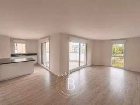 vente appartement 3 pièces à dinard (35800) : à vendre 3 pièces / 81m² dinard