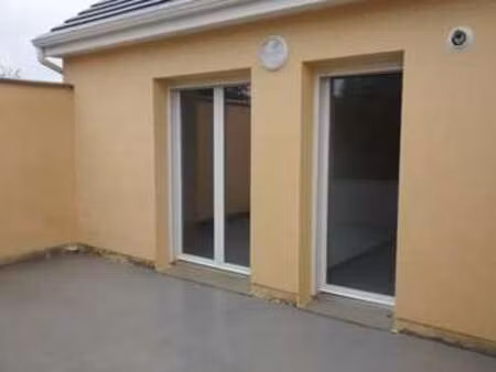 location maison à forges-les-eaux (76440) : à louer / 57m² forges-les-eaux
