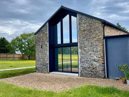 propriété 5 pièces 135 m²