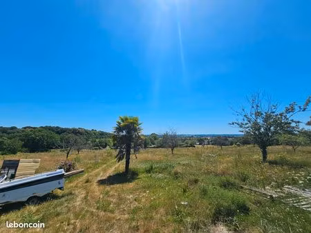 terrain de loisir de 7 000 m² avec chalet