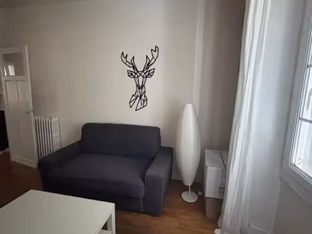 location meublée appartement 2 pièces 46 m² à brest (29200)  680 €