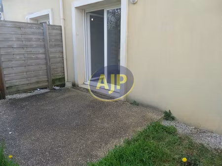 location appartement 3 pièces 65.64 m² à pontivy (56300)  650 €