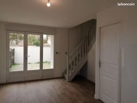 appartement paulx – t3 dans le bourg