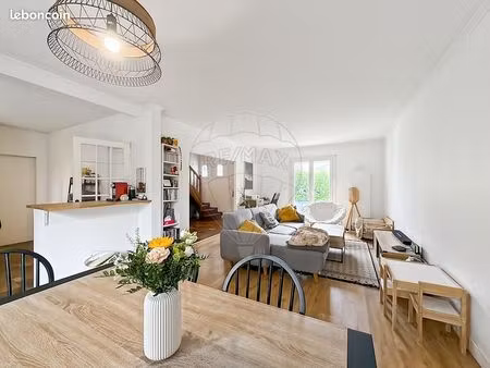 maison 5 pièces 102 m²