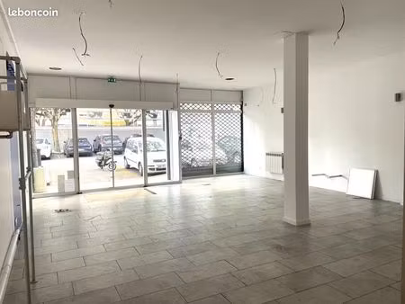 café/hôtel/restaurant 125 m²