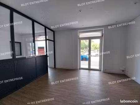 bureaux 41 m²