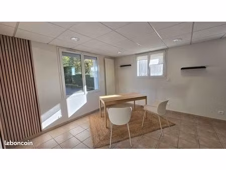 salle de consultation à louer