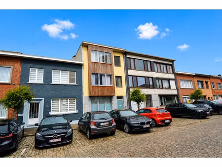 appartement te koop in lier met 2 slaapkamers