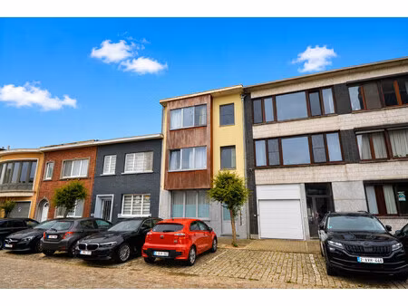 appartement te koop in lier met 2 slaapkamers