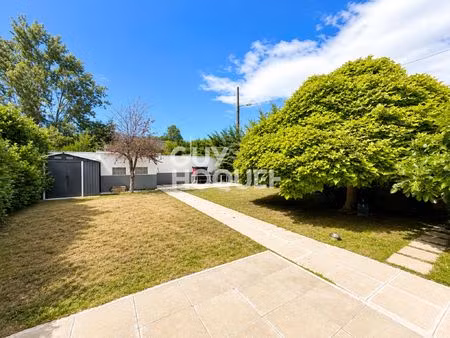 maison à vendre de 7 pièces de 151 00 m²