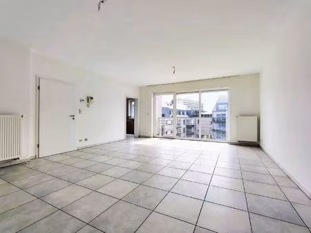 appartement à louer à avenue de calabre 6 woluwe-saint-lambert (vbe39486)