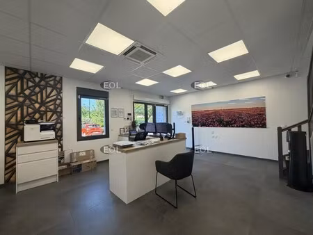 location local d’activités saint pierre du perray 91280 380m²