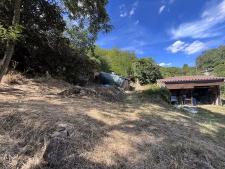 ref 108052 thouars proche rivière dans quartier calme   maison de 85m2 avec chalet sur ter