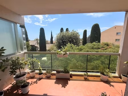 location appartement 4 pièces 80 m² à vence (06140)  1 540 €
