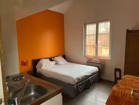 location meublée appartement 1 pièce 25 m² à saint lambert des bois (78470)  800 €