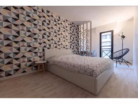 location meublée appartement 2 pièces 46 m² à toulouse (31000)  820 €