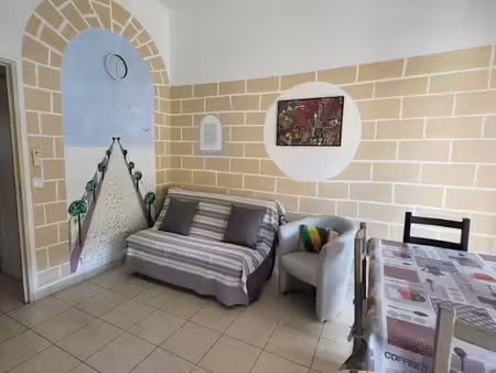 location meublée appartement 2 pièces 38 m² à saint-laurent-du-var (06700)  900 €
