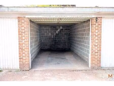box de garage a louer