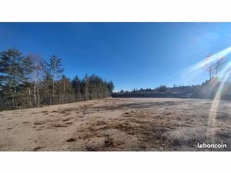 terrain 2797 m² meymac