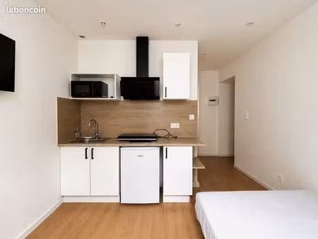 studio 1 pièce 15 m²