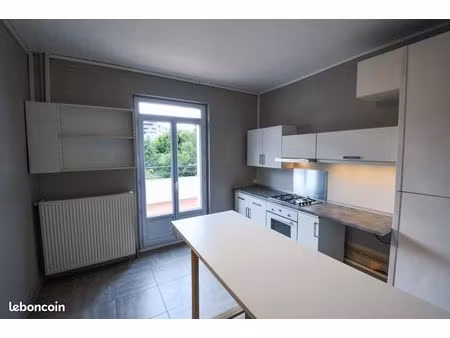 appartement 3 pièces 80 m²