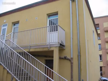 location à montceau les mines - studio