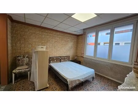studio rénové rdc 29m2 meublé pour jeune actif(ve)