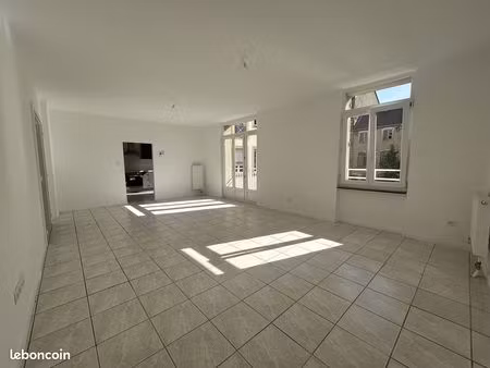 appartement 3 pièces 85 m²