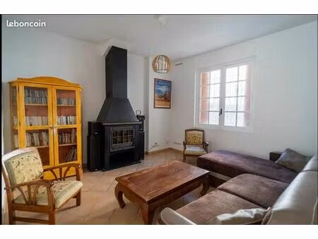 jolie maison meublée au cœur de l'estaque