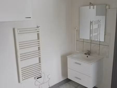 appartement 40m2 chauffage électrique refait à neuf l isolation