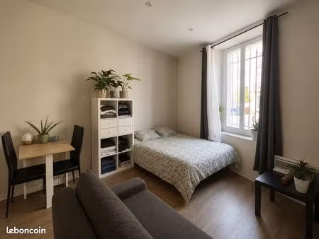 studio 1 pièce 23 m²