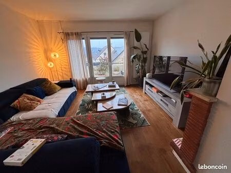 f4 climatisé (balcon garage  jardin) dans petit immeuble au calme