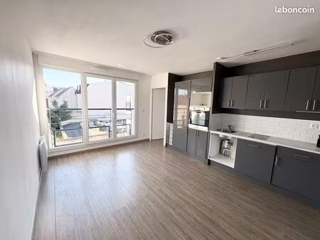 appartement f2 + box le plessis bouchard