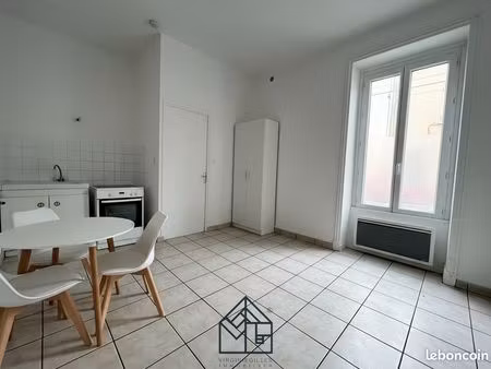 studio 1 pièce 20 m²