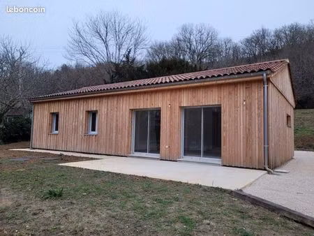 maison à louer domme