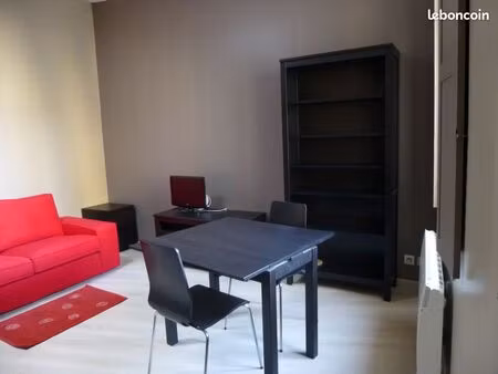 studio hypercentre place st projet