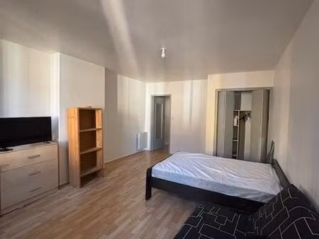 location t1