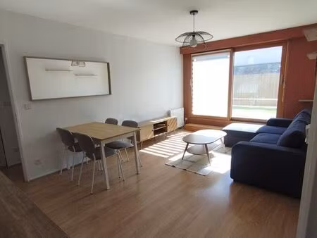 appartement meublé 59 m² – hypercentre du mans – grande terrasse + 2 parkings : ok colloca