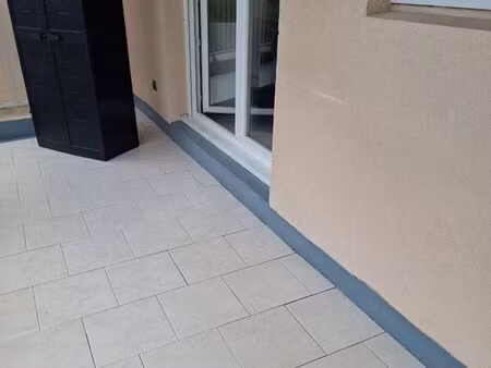2 pièces meublées à louer