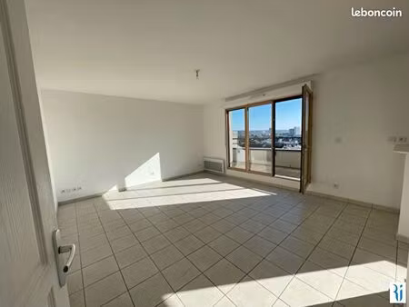 appartement 3 pièces 69 m²