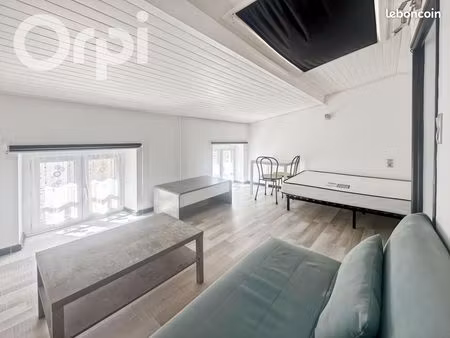 studio 1 pièce 22 m²