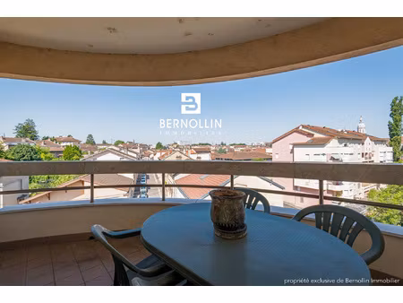 a découvrir - appartement de 120 m2 avec grande terrasse au