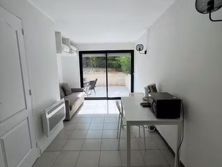 studio 1 pièce 16 m²