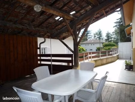 appartement 3 pièces 84 m²