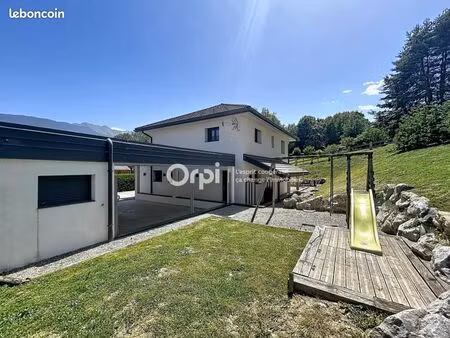 maison 4 pièces 119 m²